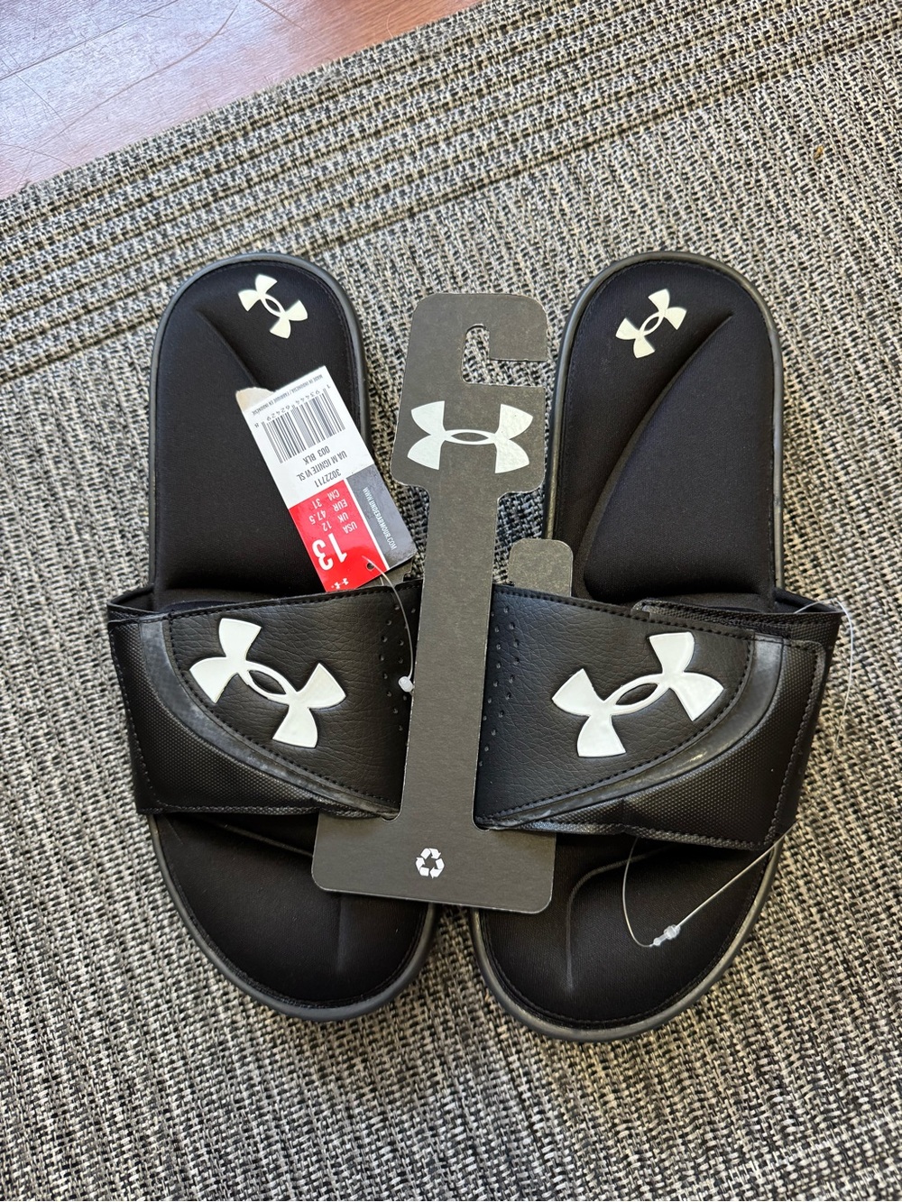 Under Armour Men's Ignite VI Slide sandals in black/white Size 13 3022711-003